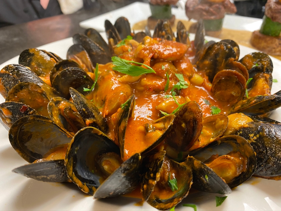 Mussels Alla Romana.