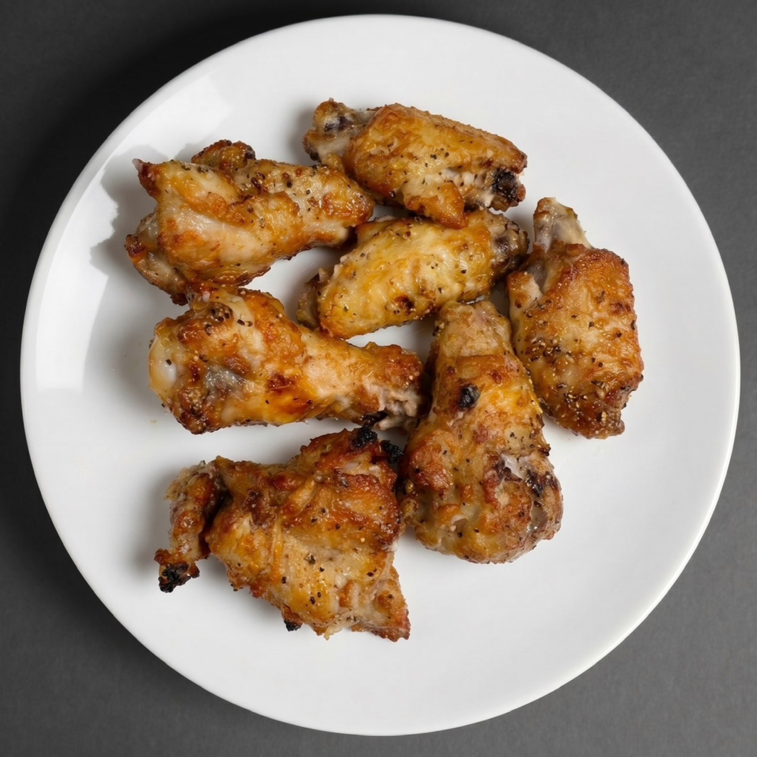 WINGS Plain (no sauce).