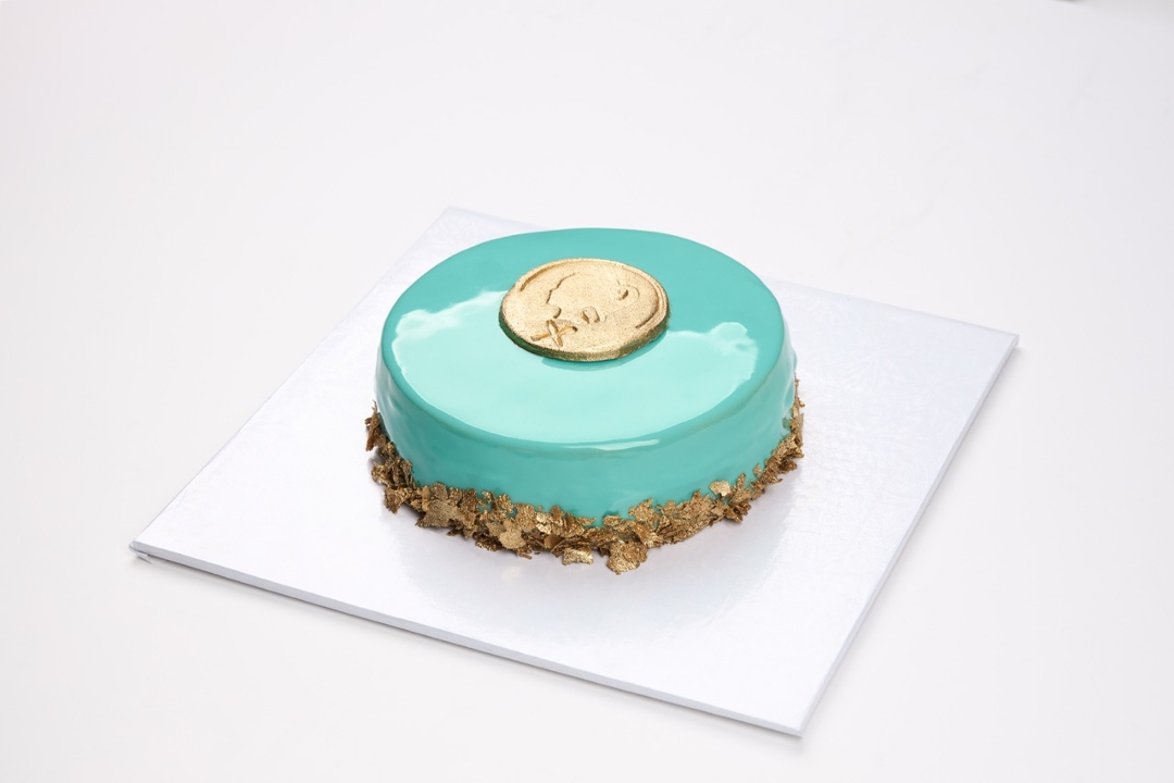 Angelina Signature Whole Cake.
