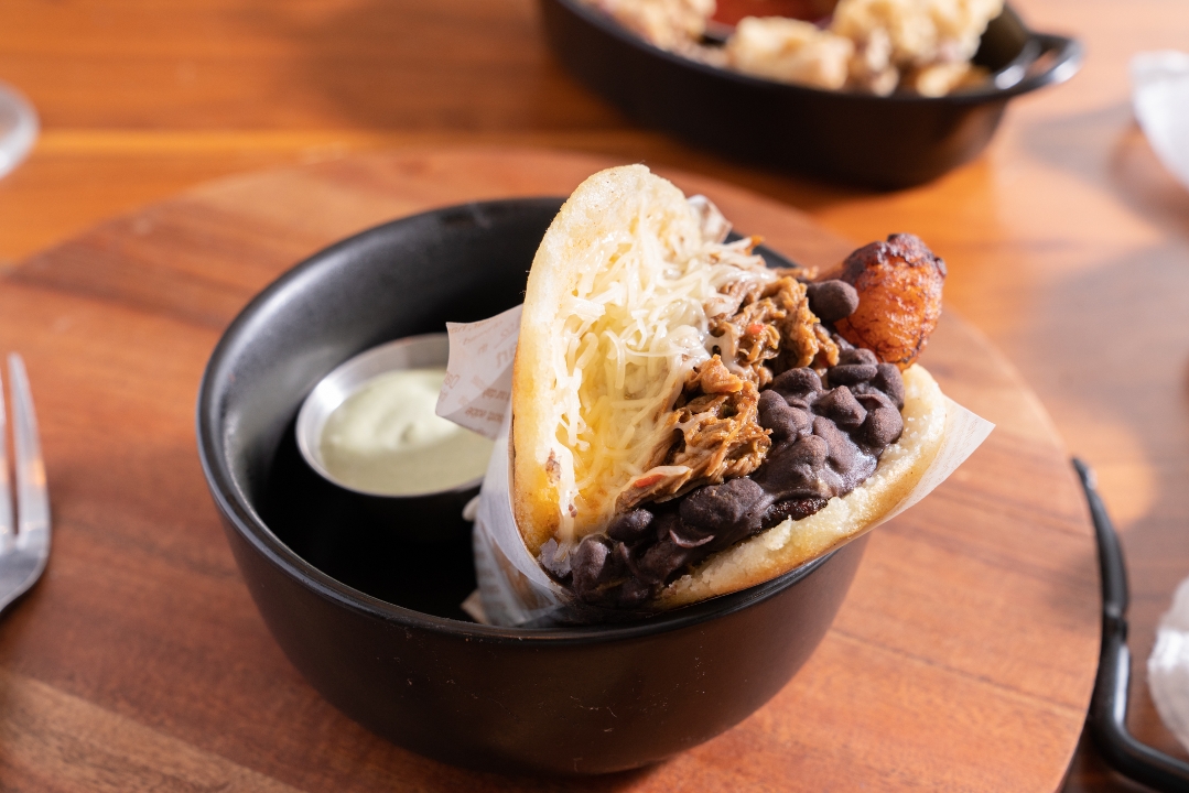 Arepa Pabellón.