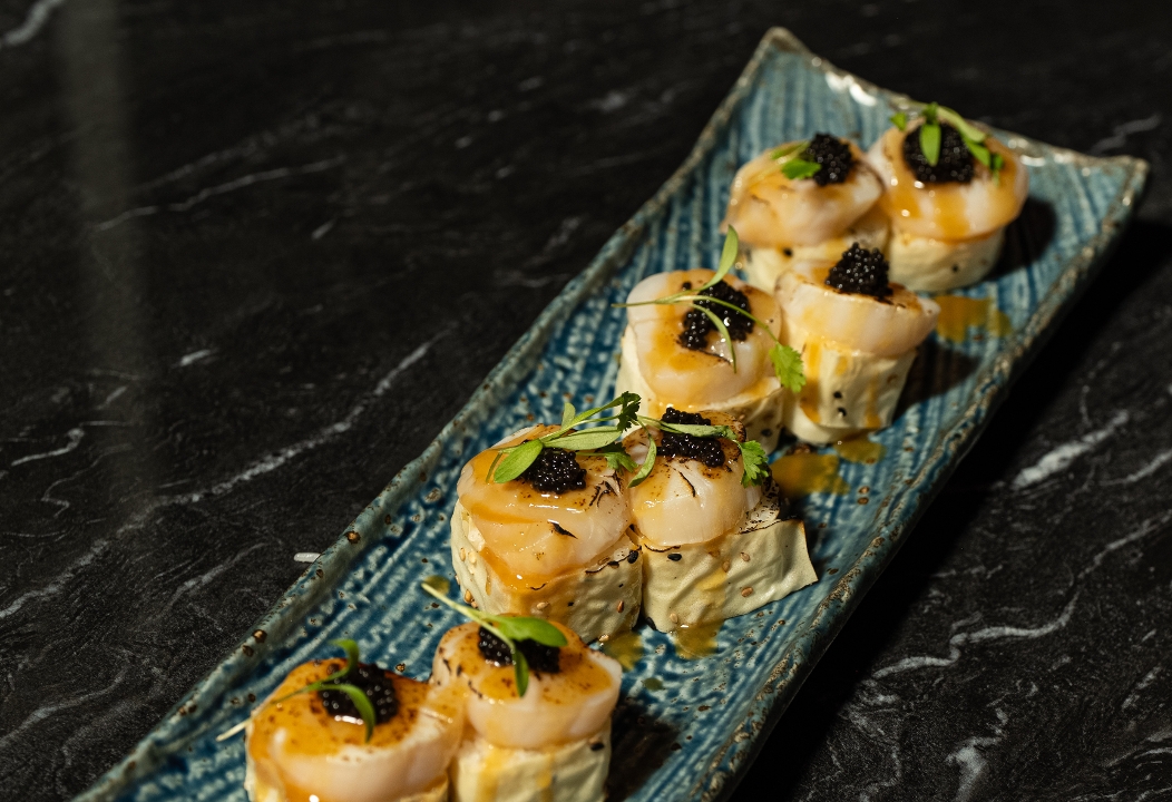 Tri-Scallop Roll.