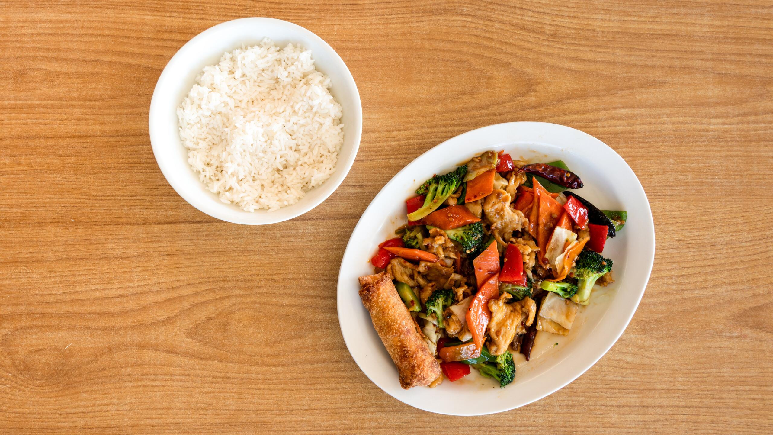 HUNAN CHICKEN.