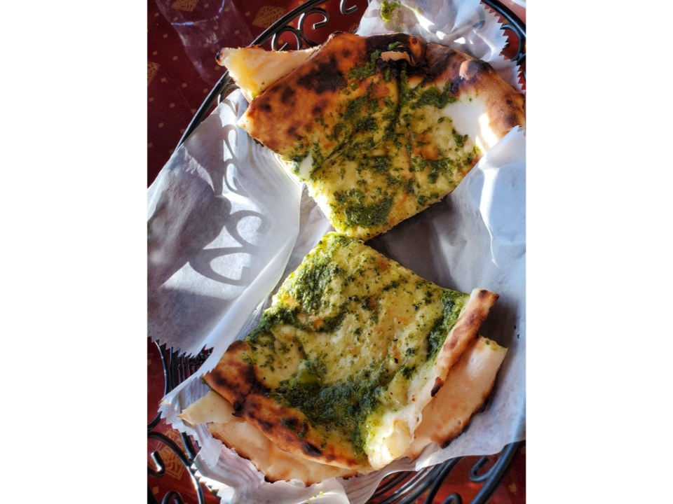 Pesto Cheese Naan.