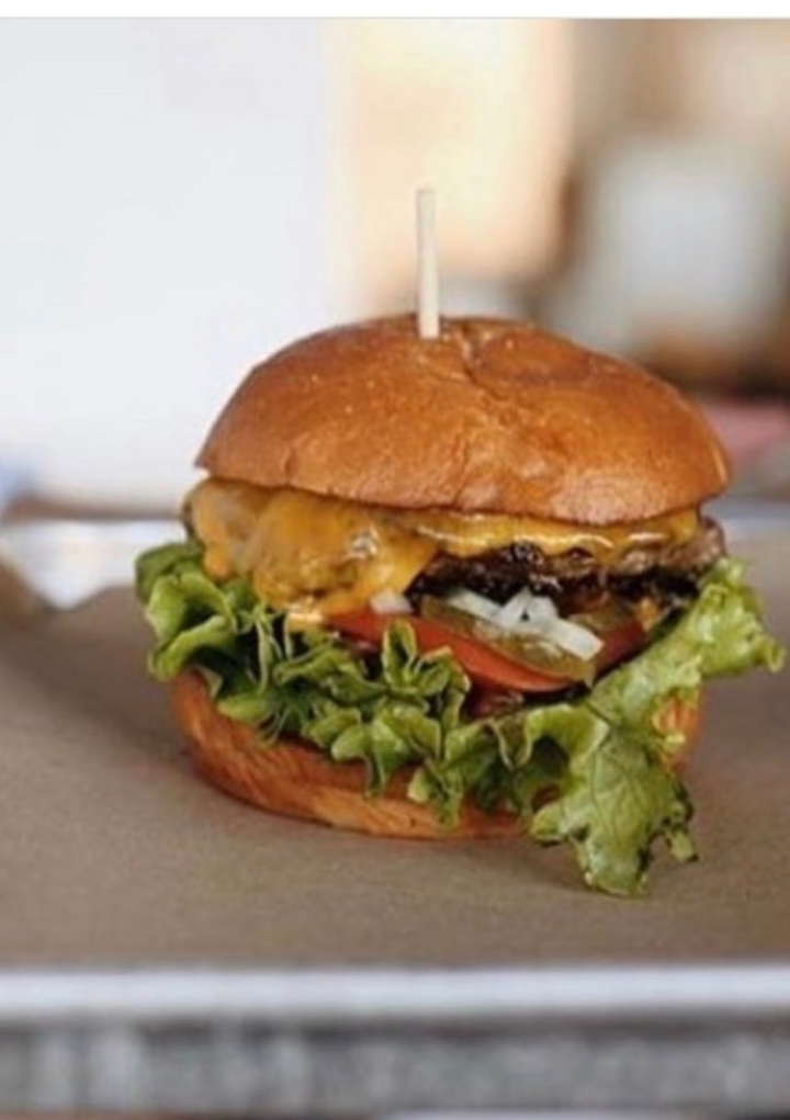 Farm Burger.
