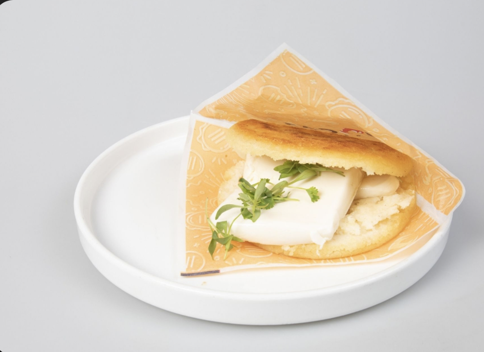 Arepa white guayanes cheese.