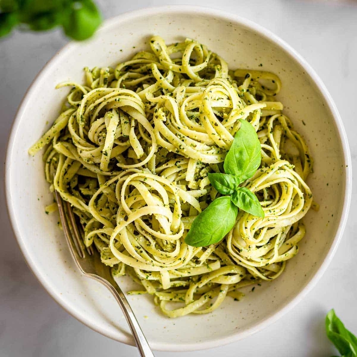 Pesto Basil Linguine.