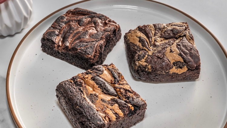 BROWNIE.