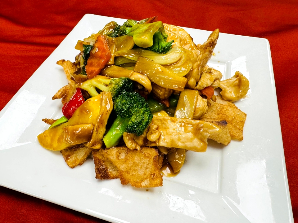 S3G. Crispy Pan-Fried Rice Noodles with Chicken - Ap Chao Ga.