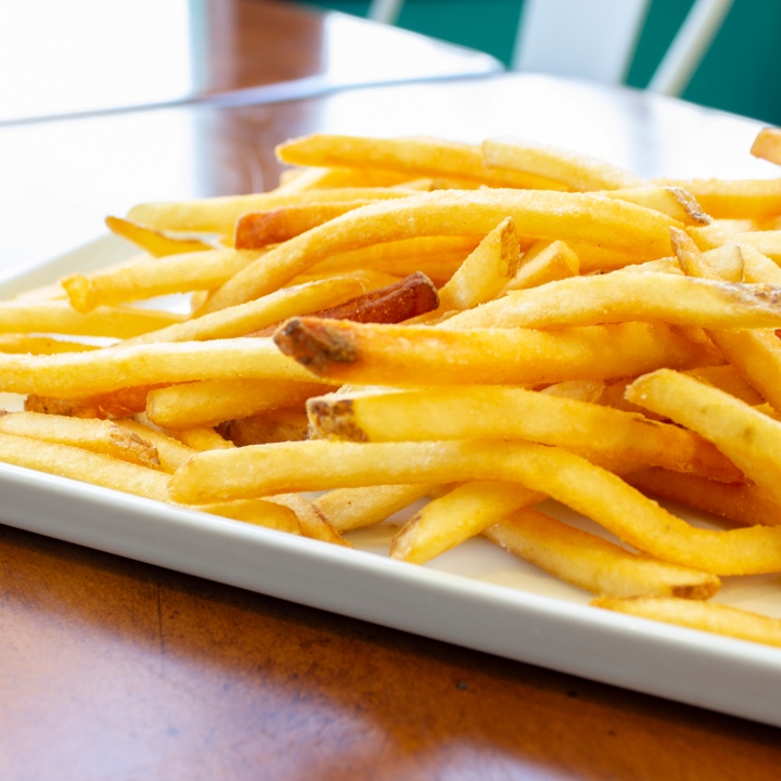 REGULAR FRIES (feeds 1-2).