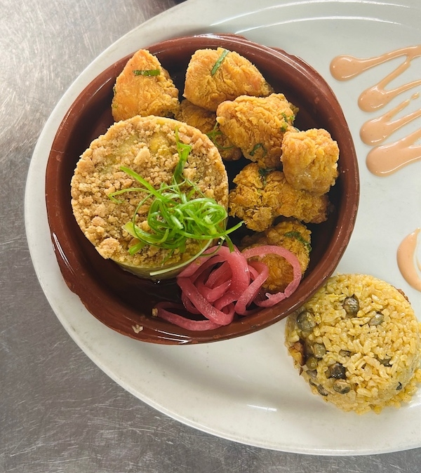 Habanero Chicken Mofongo (NEW).