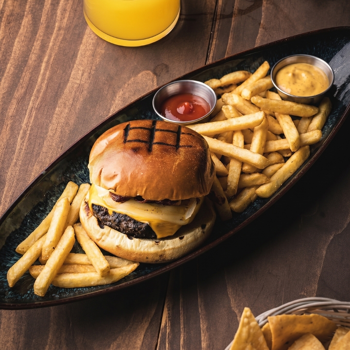 Triple Cheese Burger.