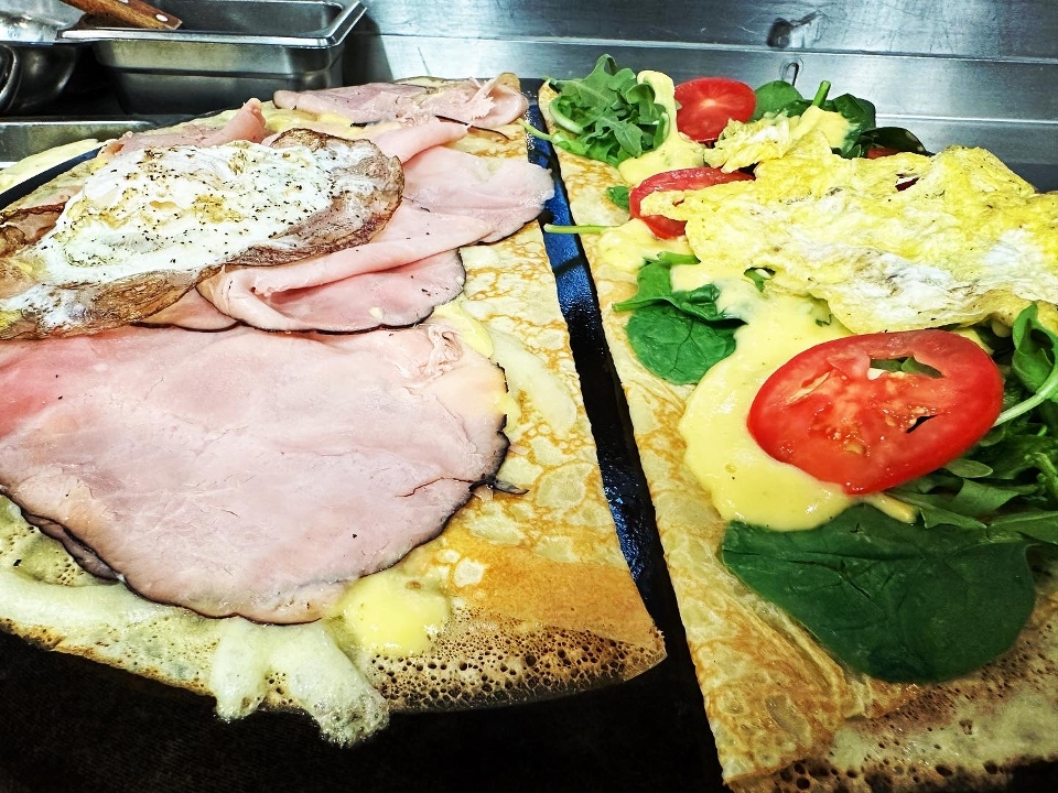 BYO Breakfast Crêpe.