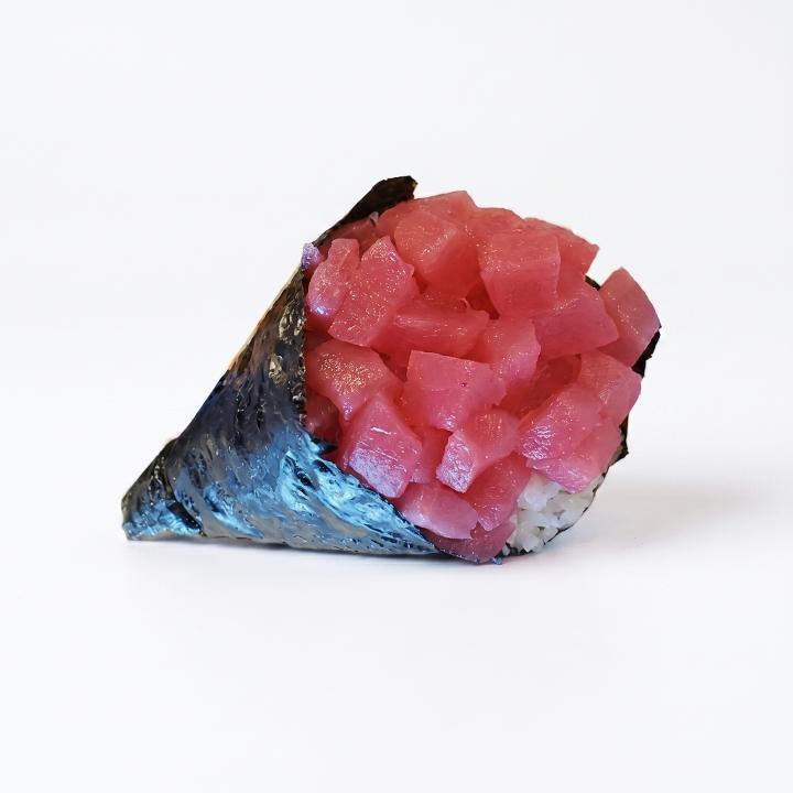 TEMAKI TUNA *.