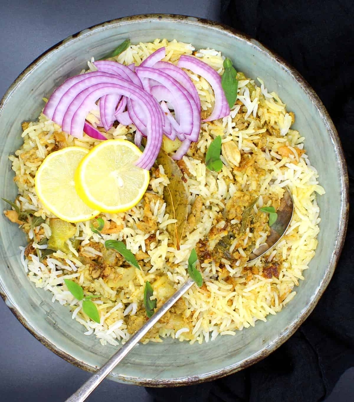 Vegetable Kheema Biryani (V) (Signature Item).