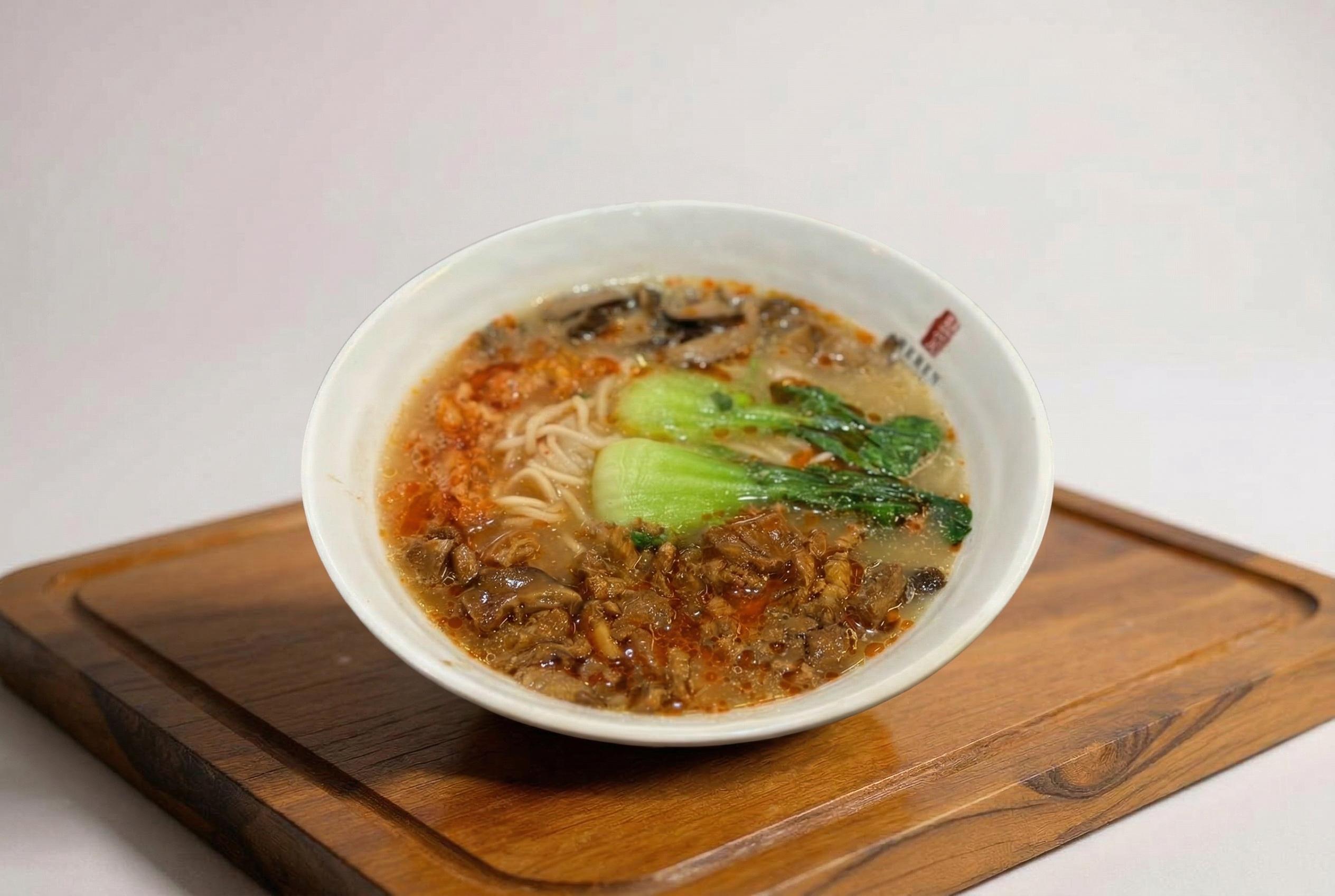 西安臊子面 Xi'an Noodles.