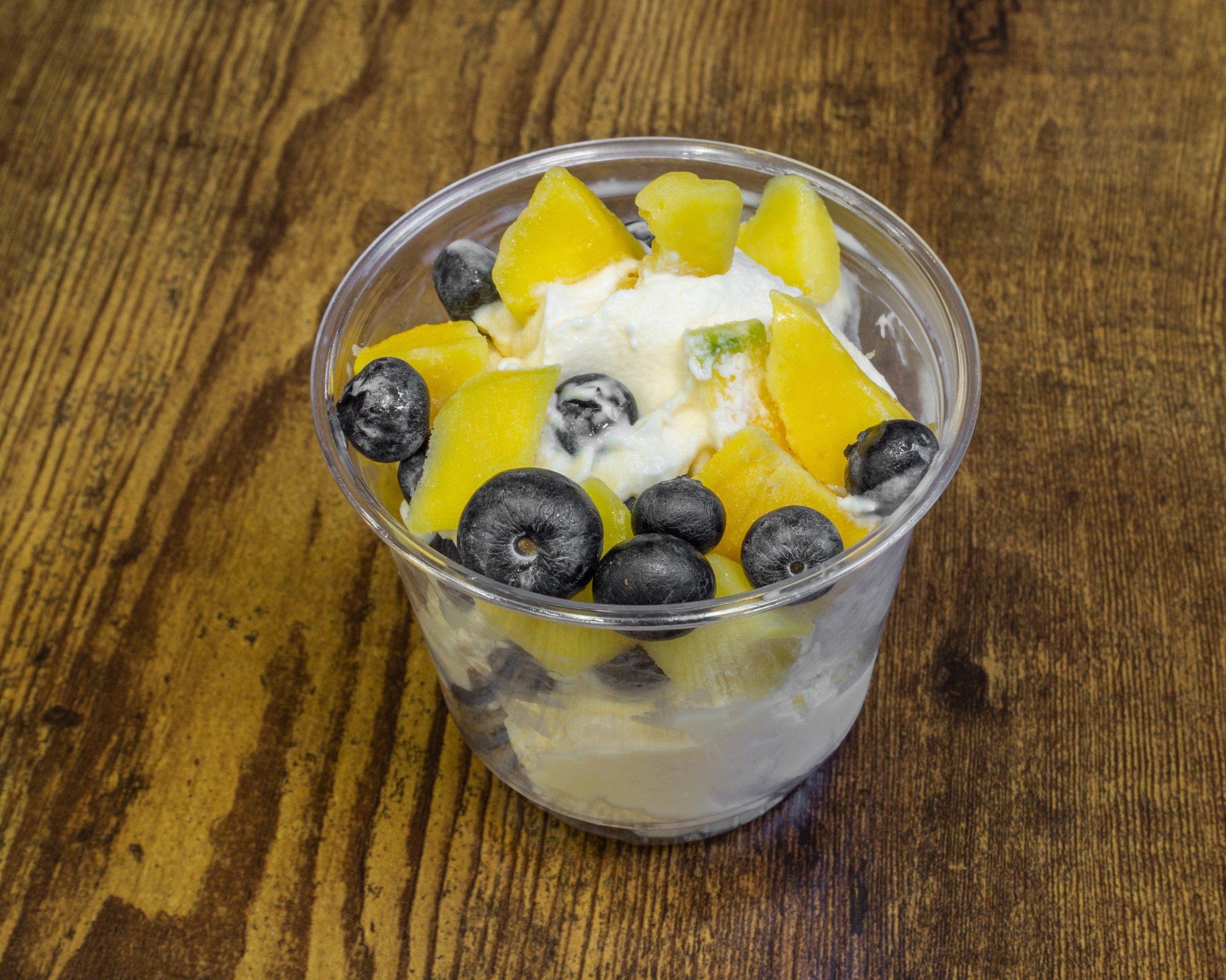 2 Scoop Ice-cream + Fruits & Toppings🍧✨.