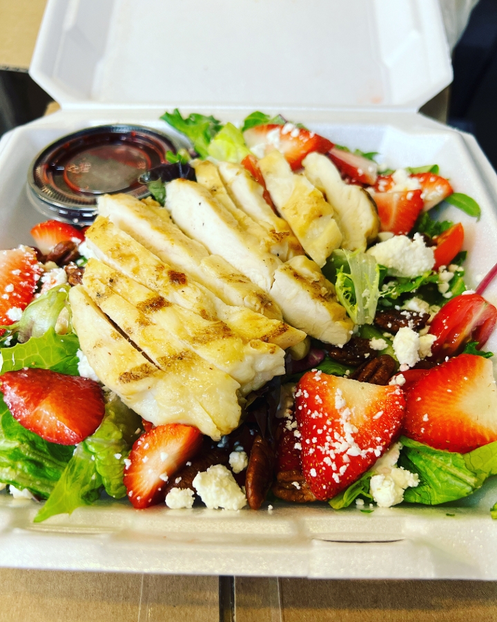SUMMER STRAWBERRY SALAD.