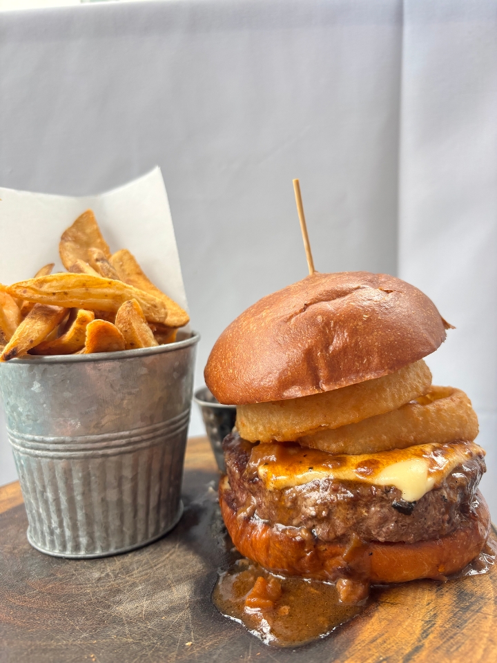 Wagyu Moon Burger.