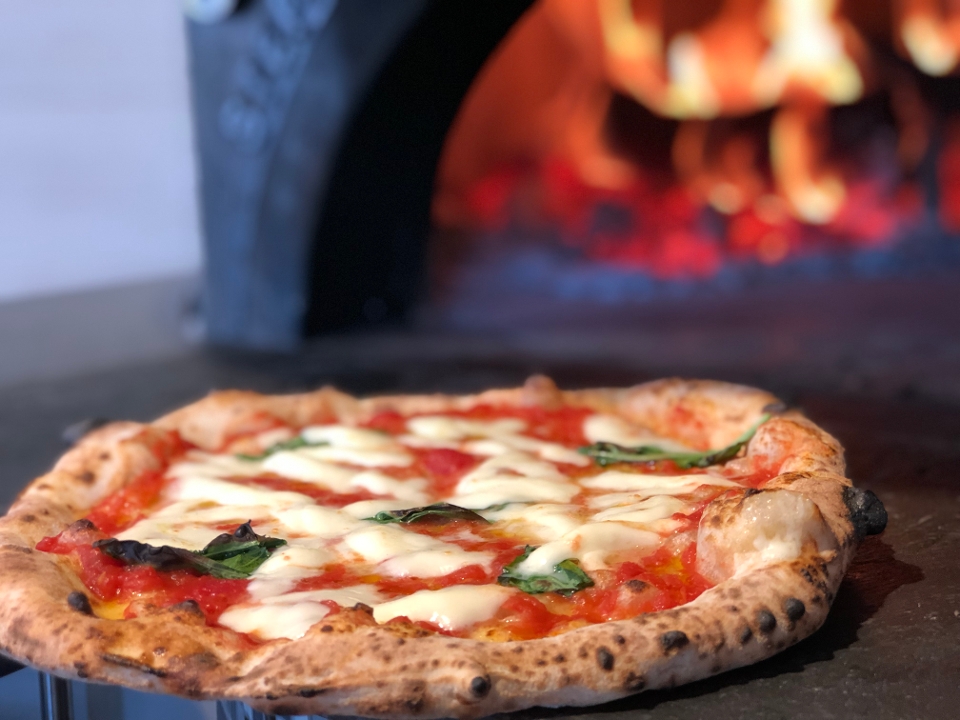 PIZZA Margherita.