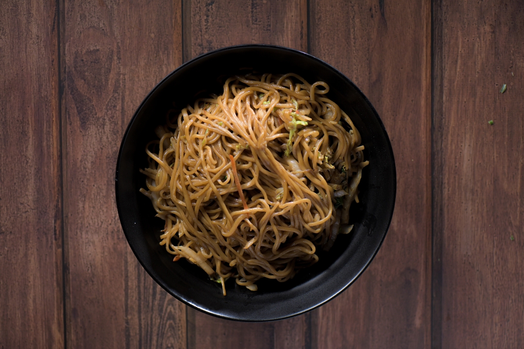 D-6 Pan-Fried Noodles (炒面).