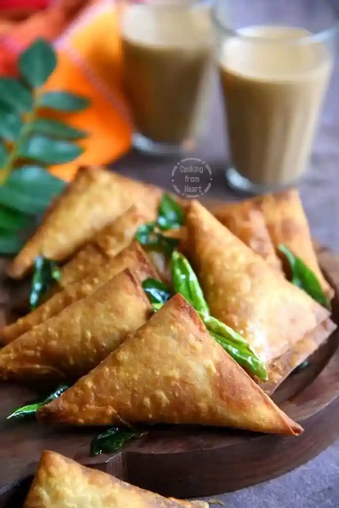 Bezawada Railway (Onion) Samosa (5).
