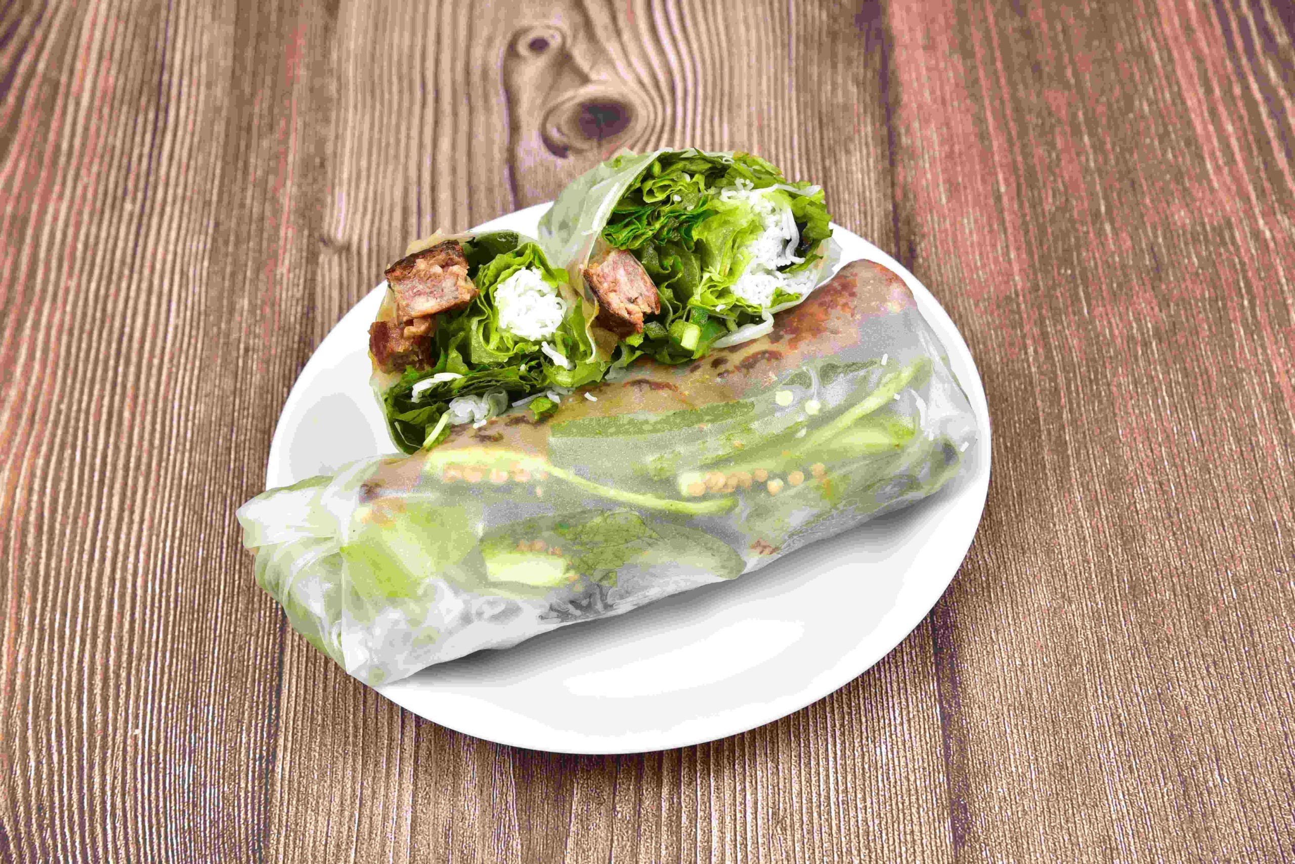 R4. Huế Heatwave Roll - Lemongrass Pork.