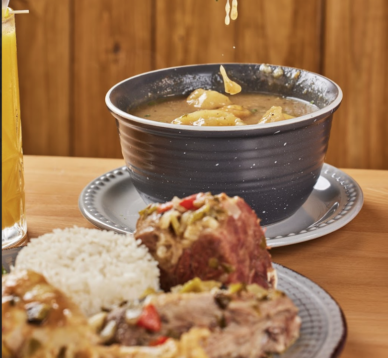 Sancocho de Costilla Lunch Special.
