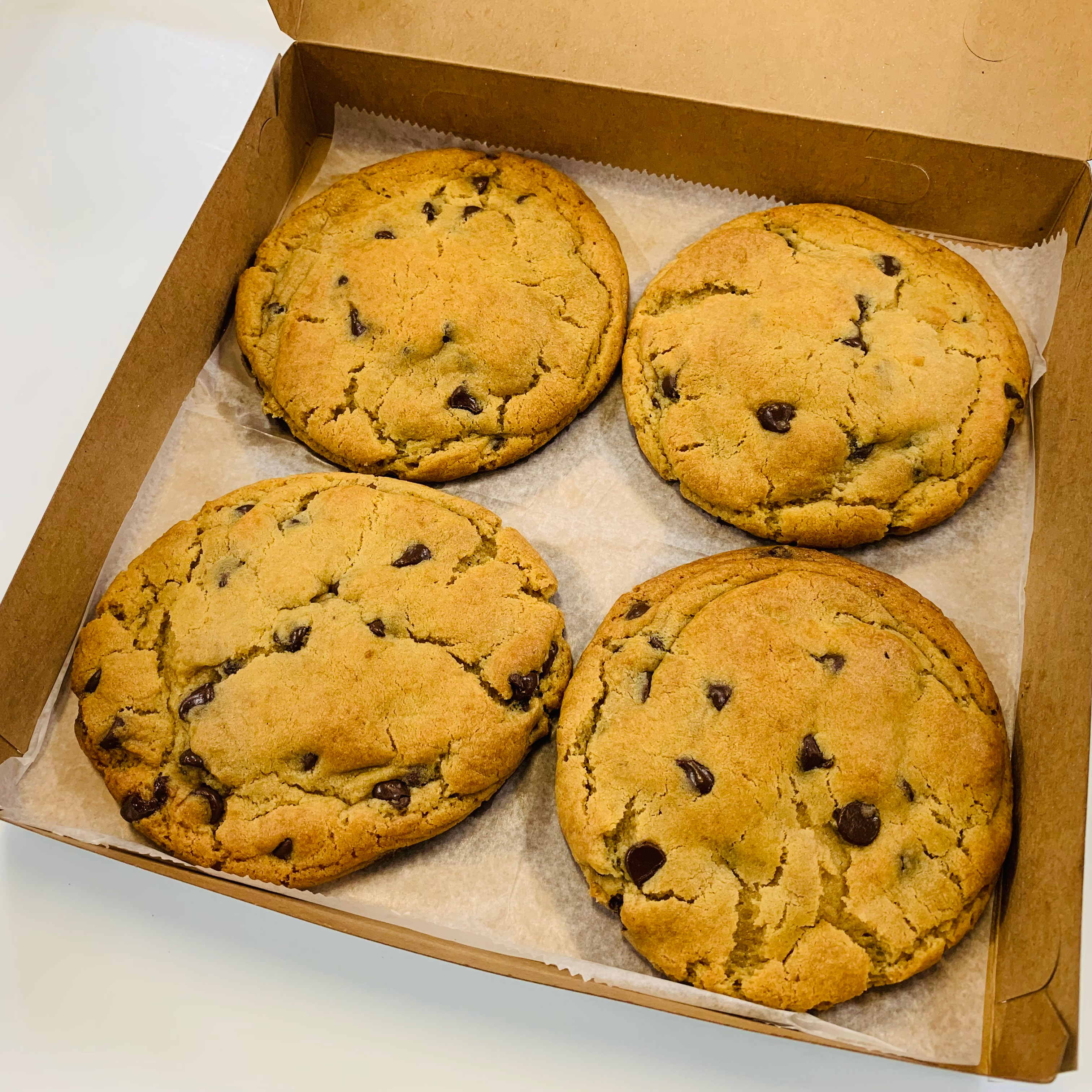 Devour Chocolate Chip Cookie (Box of 4 Cookies)..