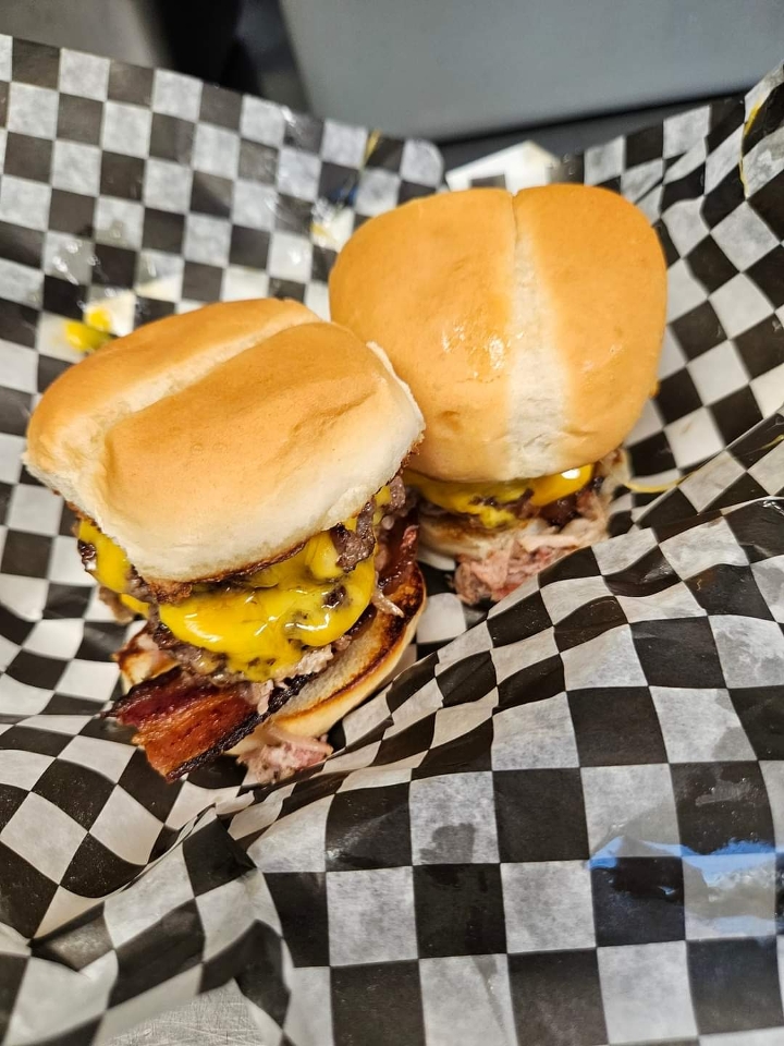 BIG MIC'S DOUBLE SLIDER.