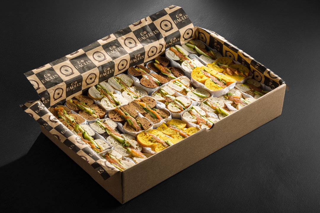 NOVA SALMON & AVOCADO BOX (12 Sandwiches).