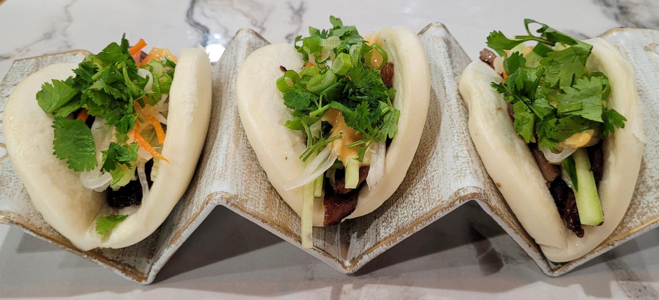 Chashu Bun (Pork).