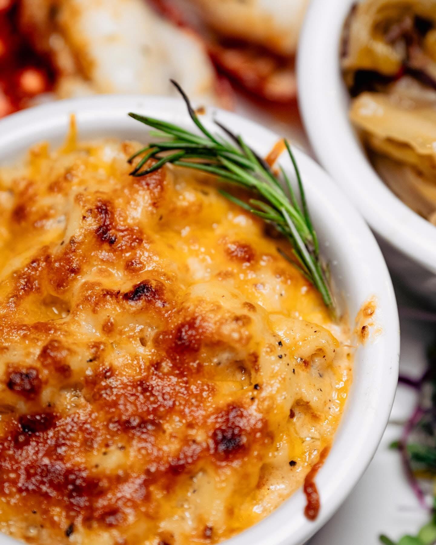 Smoked Gouda Mac & Cheese.