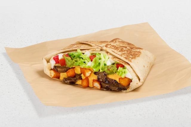 STEAK CRUNCHWRAP.