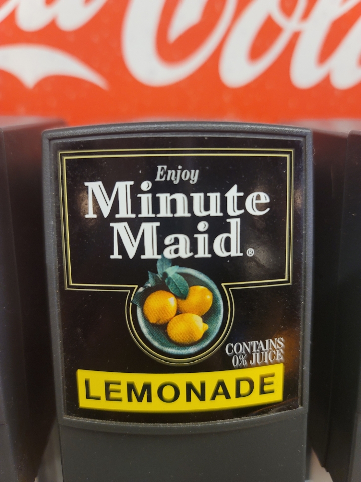 B9-MINUTE MAID LEMONADE.