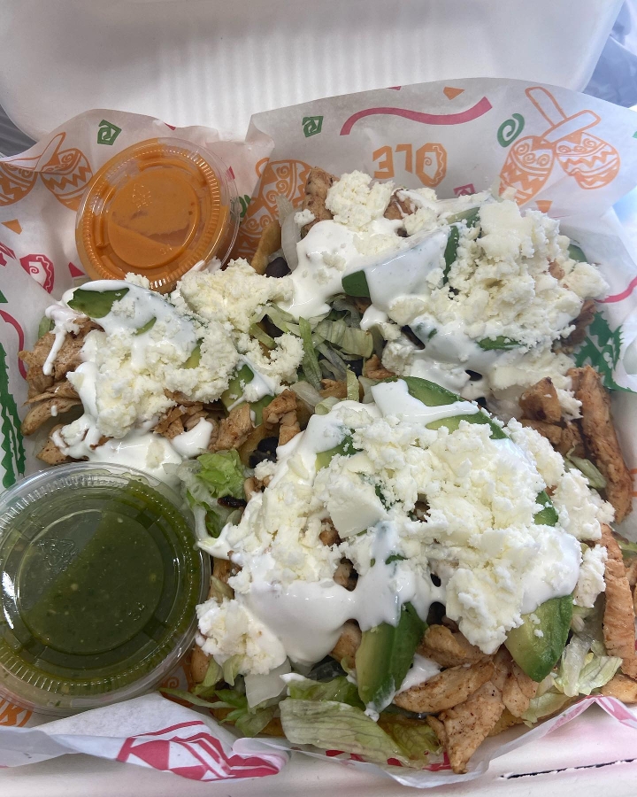 Chicken Sopes.