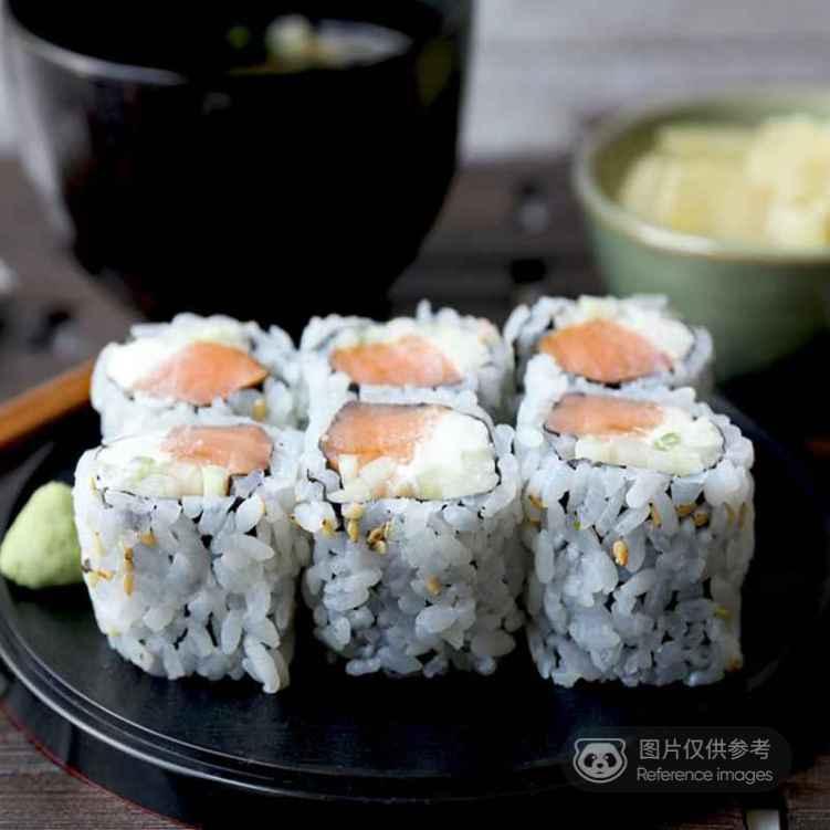 Philadelphia Roll.