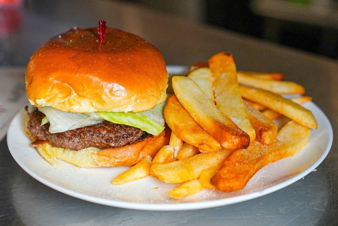 Cheeseburger Deluxe.