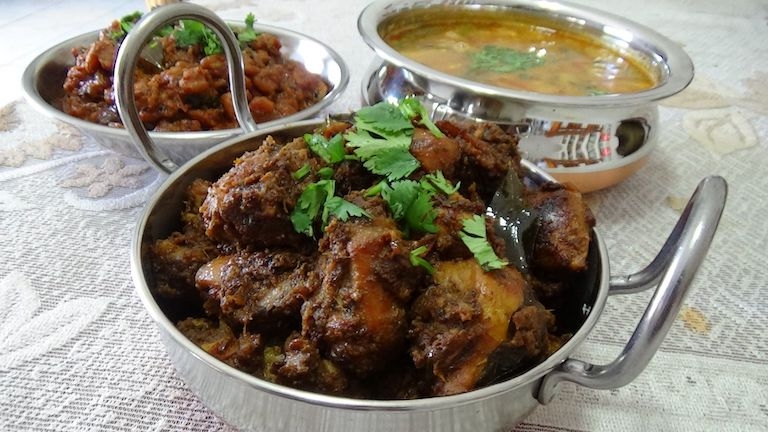 Miriyala Kodi Vepudu (Chicken).