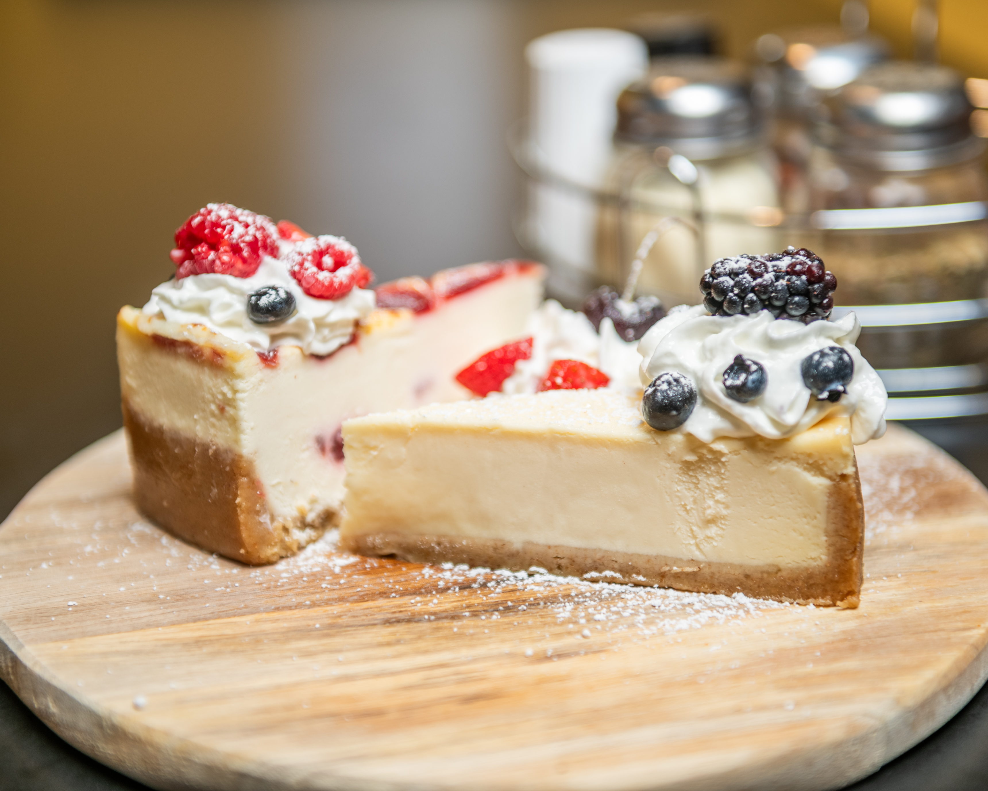Rasp White Choc Cheesecake.