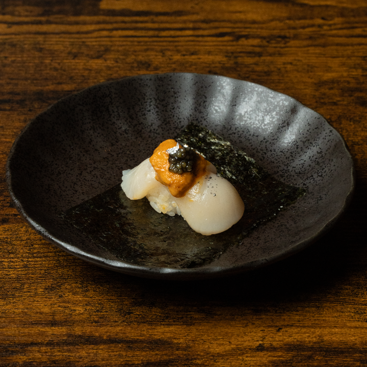 SCALLOP UNI CAVIAR 1PC.