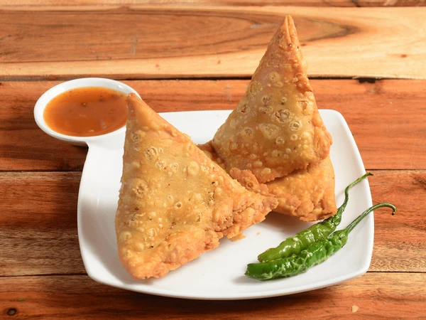 Veg Samosa.