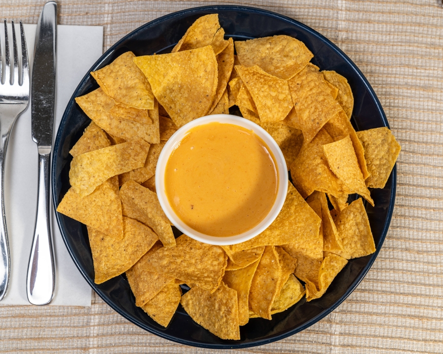 Chips & queso.