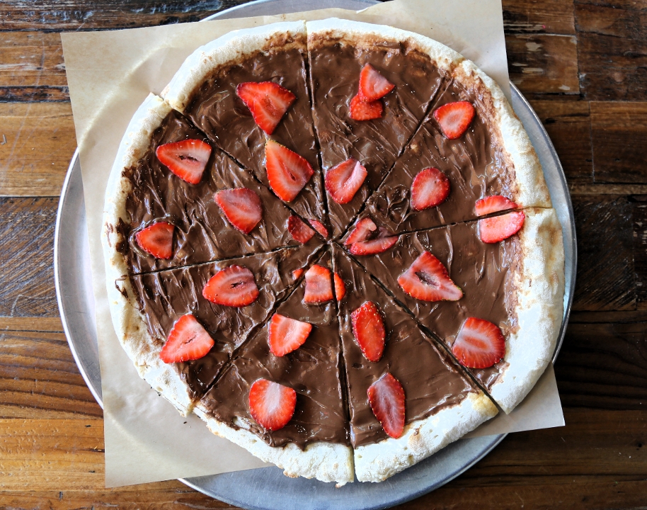 Nutella Pizza.
