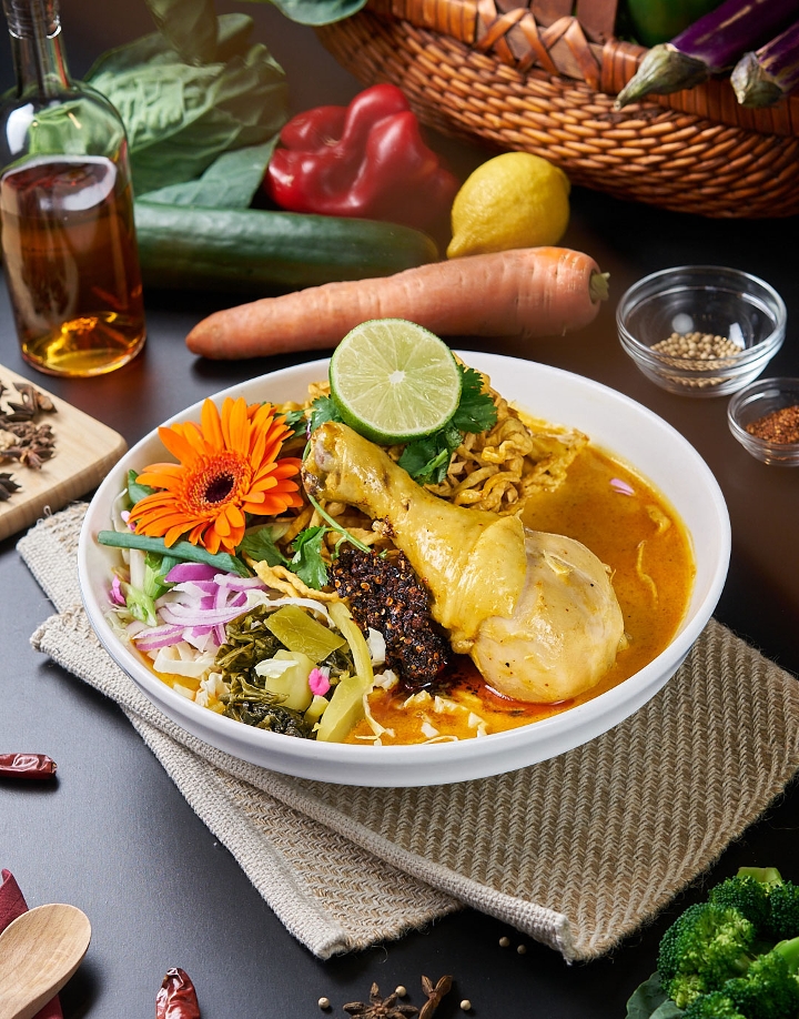 Khao Soi (Curry Noodle).