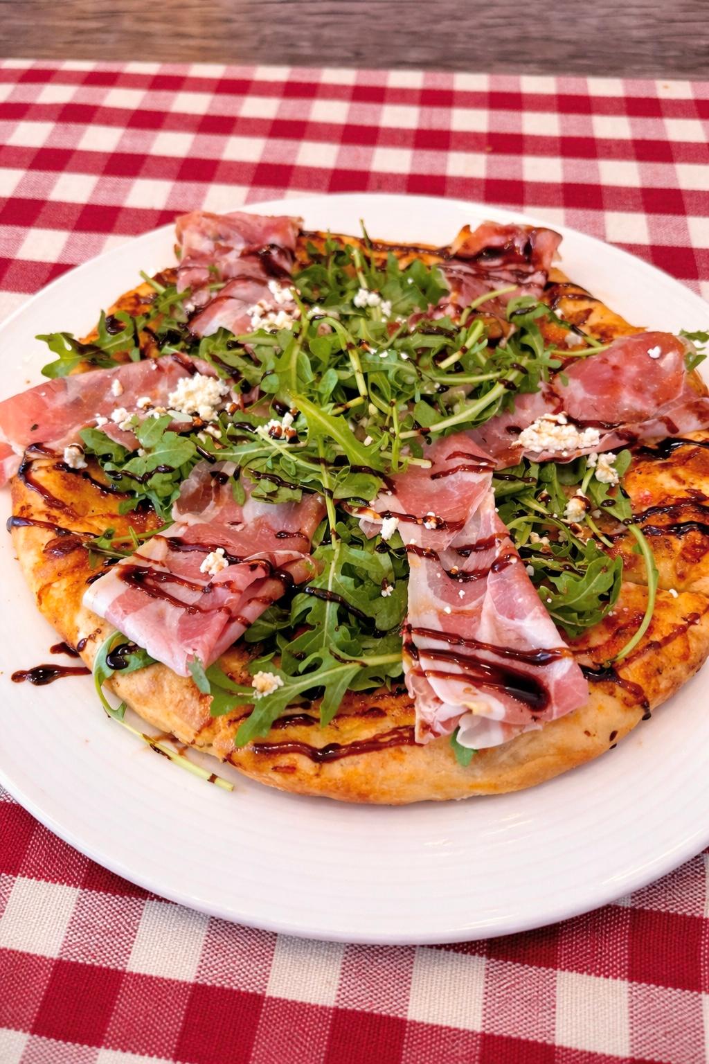 Prosciutto Pizza.