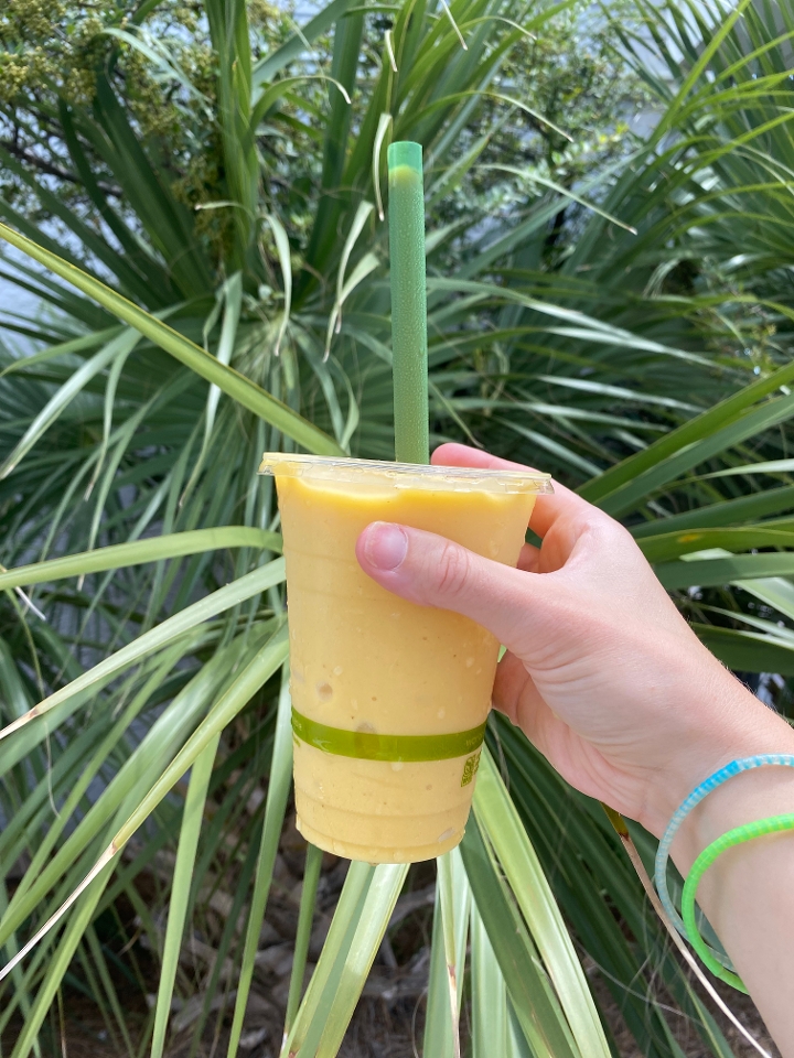 Mango Love Smoothie.