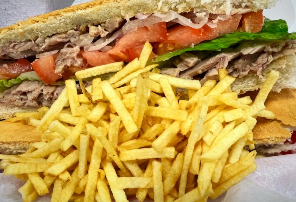 PORK SANDWICH | PAN CON LECHON.
