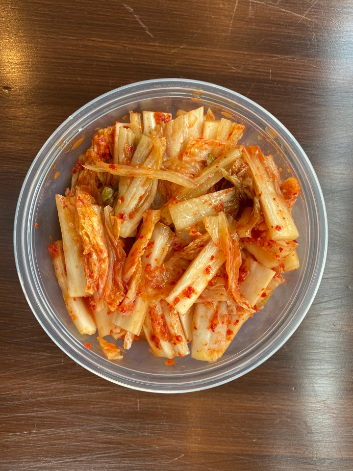 Kimchi (180 g).