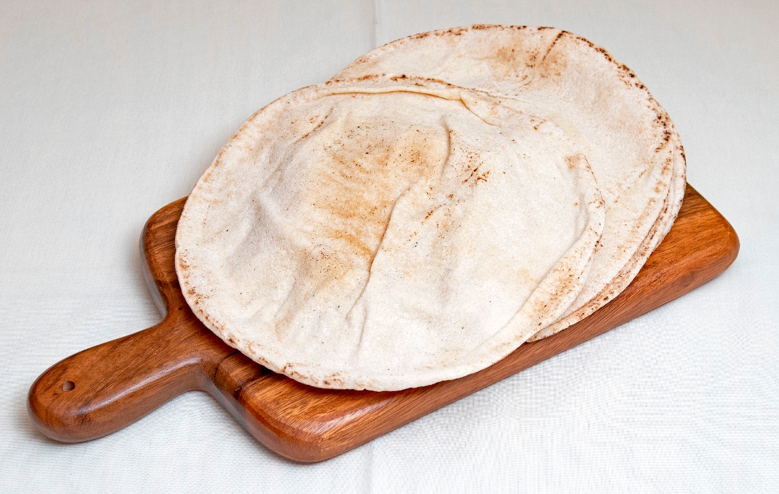 1 Pack Plain Pita.