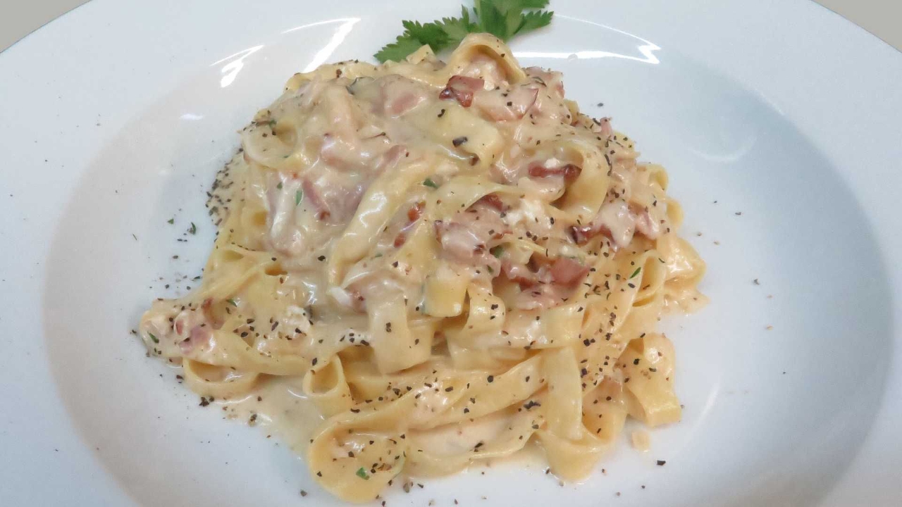 Tagliatelle Carbonara.